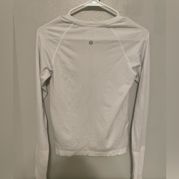 LULULEMON swiftly tech racerback* - Picture 2 of 3